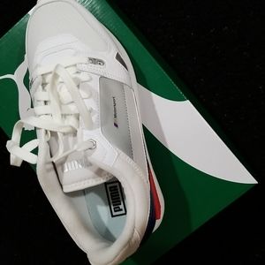Puma Bmw Brand New size 8.5 Sneakers